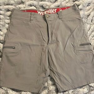 Wrangler Gray Cargo Shorts for Outdoor Adventures
